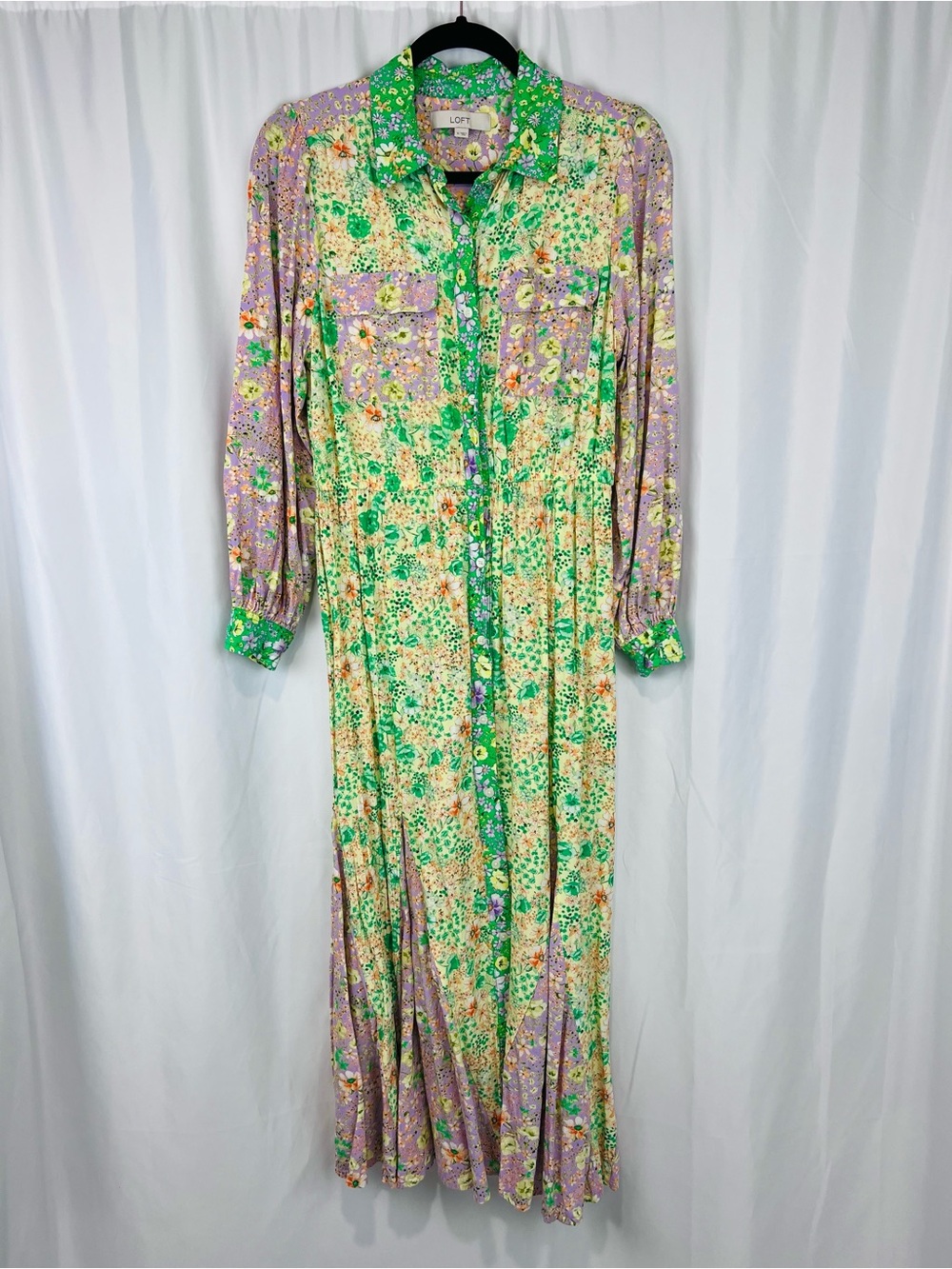 LOFT Floral Godet Pocket Shirtdress - Picture 3 of 9
